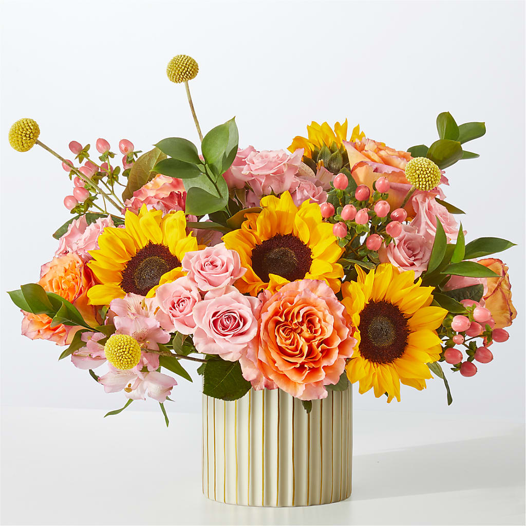 Sun's Out Bouquet – Wheeling Flower Shop Inc, Wheeling WV
