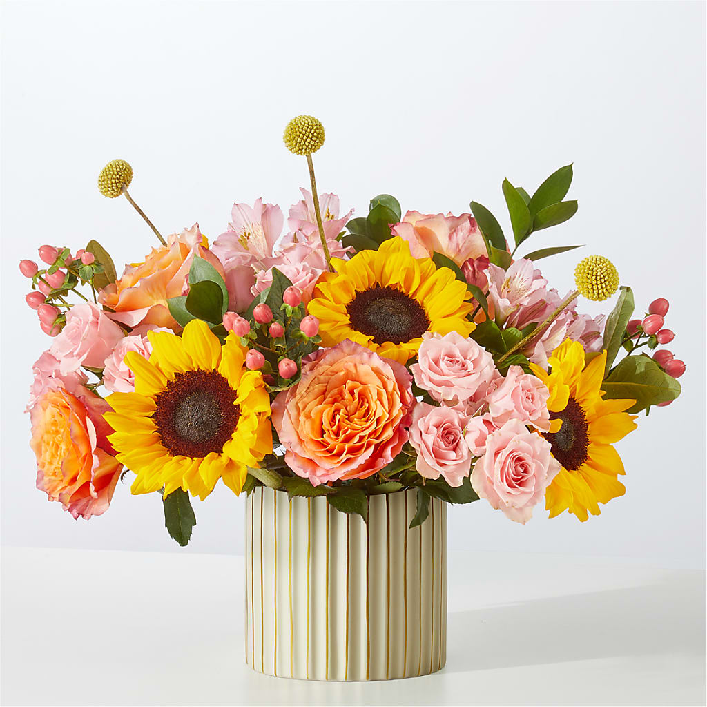 Sun's Out Bouquet – Wheeling Flower Shop Inc, Wheeling WV