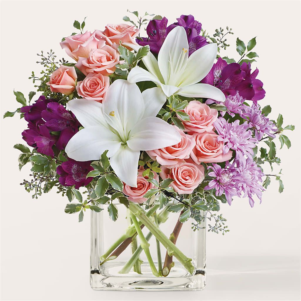 Mani Pedi Bouquet – Wheeling Flower Shop Inc, Wheeling WV