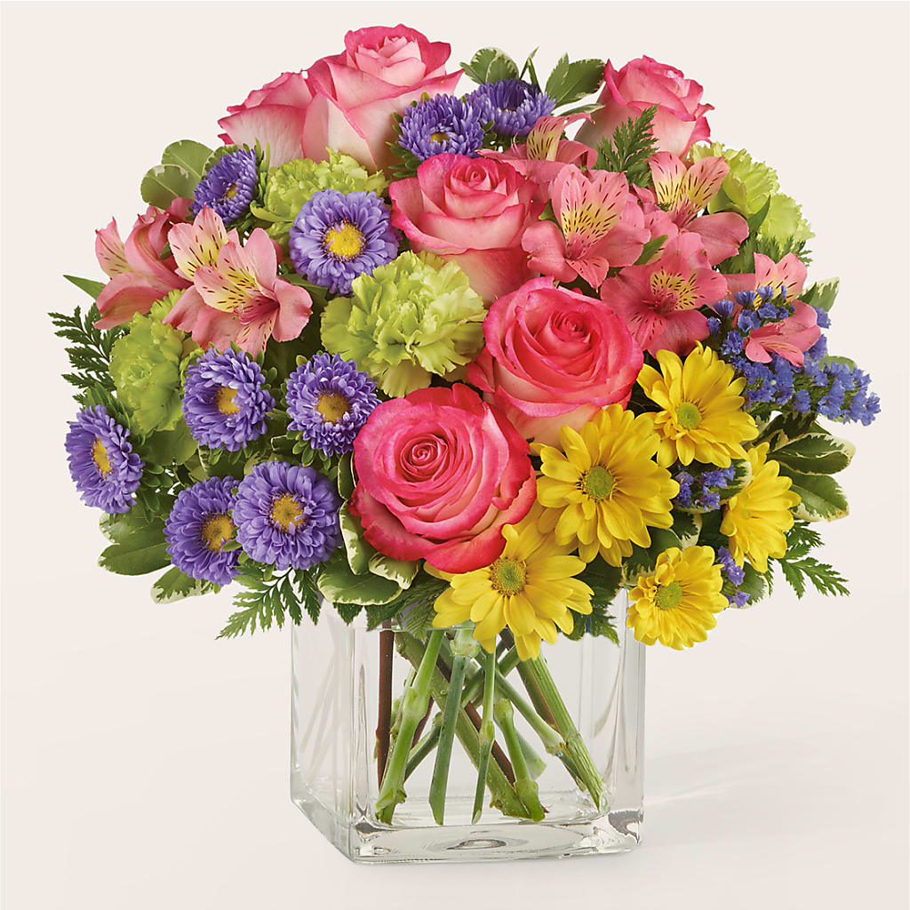 Candy Jar Bouquet – Wheeling Flower Shop Inc, Wheeling WV