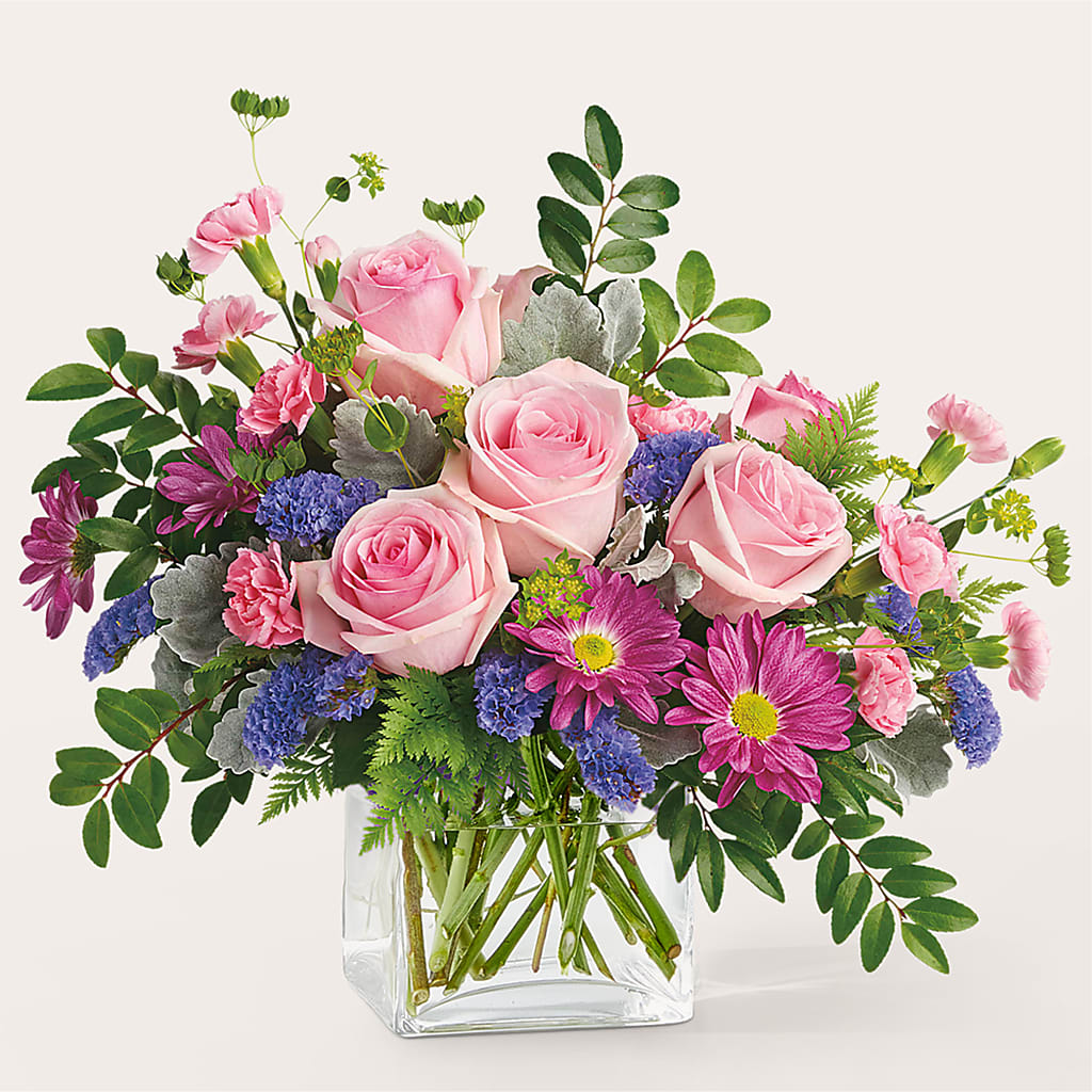 Starlet Bouquet – Wheeling Flower Shop Inc, Wheeling WV