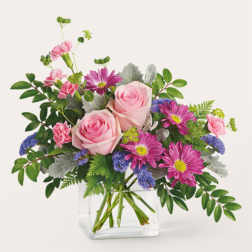 Starlet Bouquet – Wheeling Flower Shop Inc, Wheeling WV