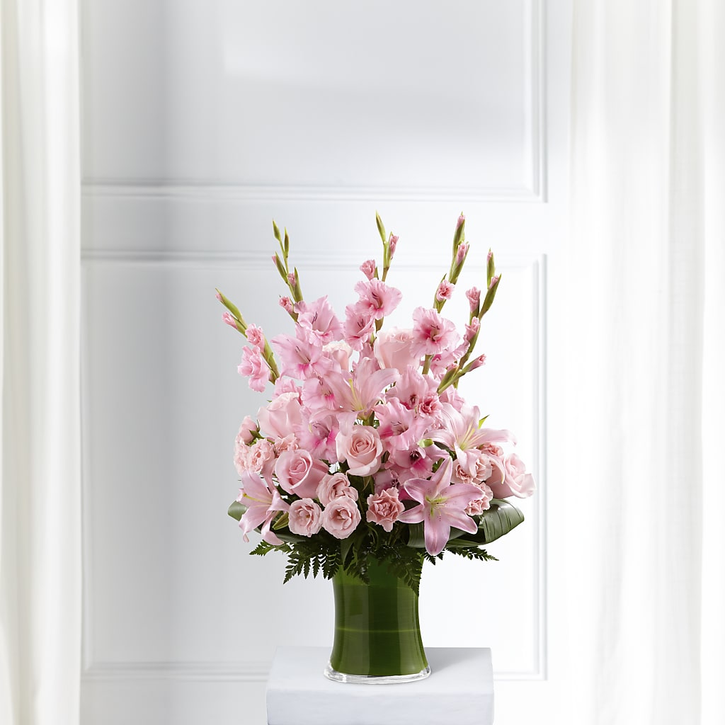 Lovely Tribute Bouquet – Wheeling Flower Shop Inc, Wheeling WV