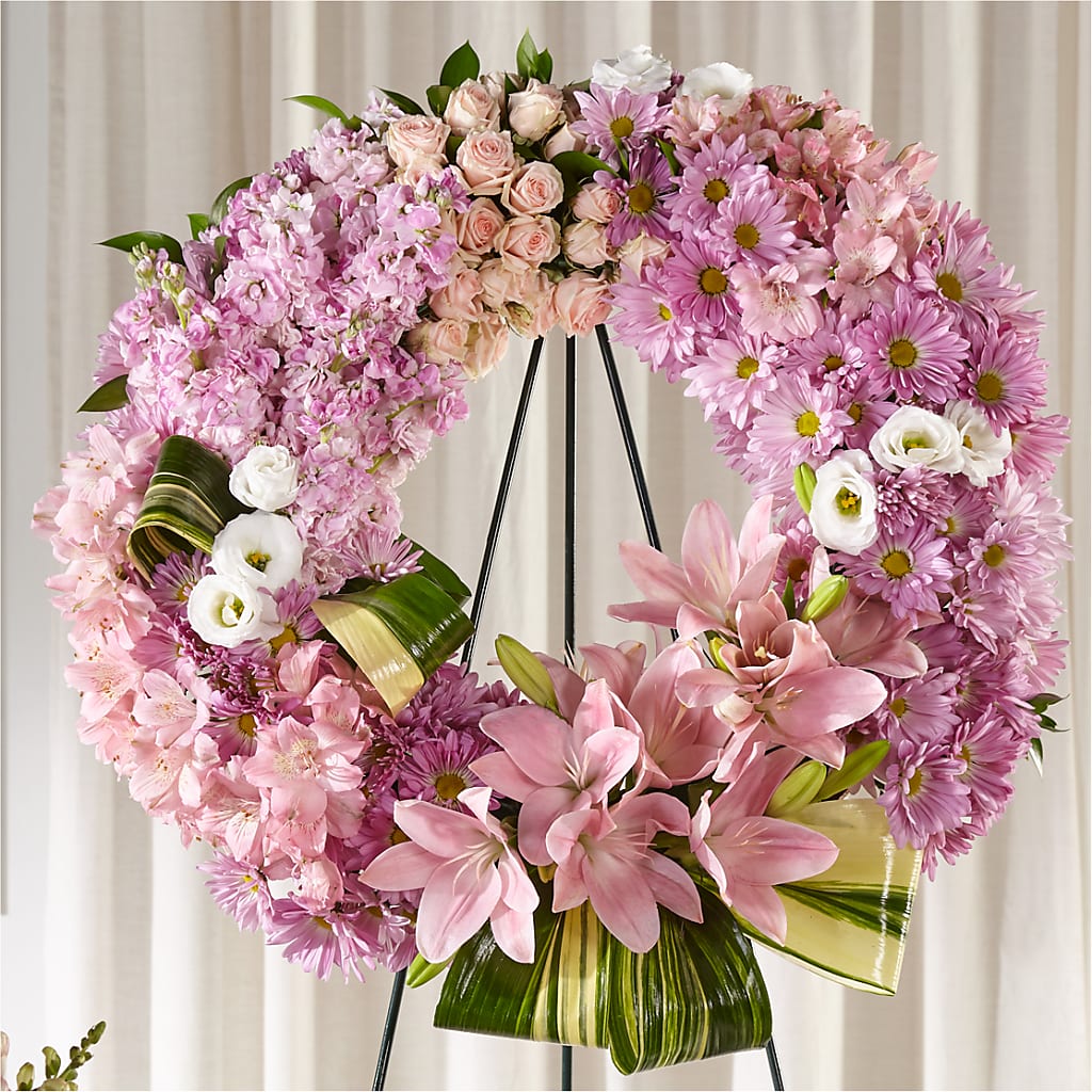 Gift of Warmth Wreath – Wheeling Flower Shop Inc, Wheeling WV