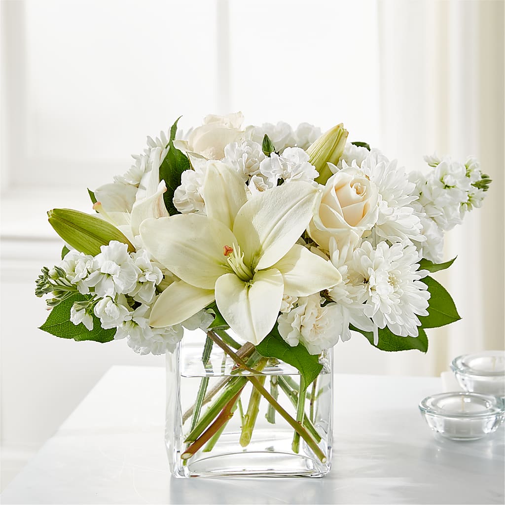 Gentle Breeze Bouquet – Wheeling Flower Shop Inc, Wheeling WV