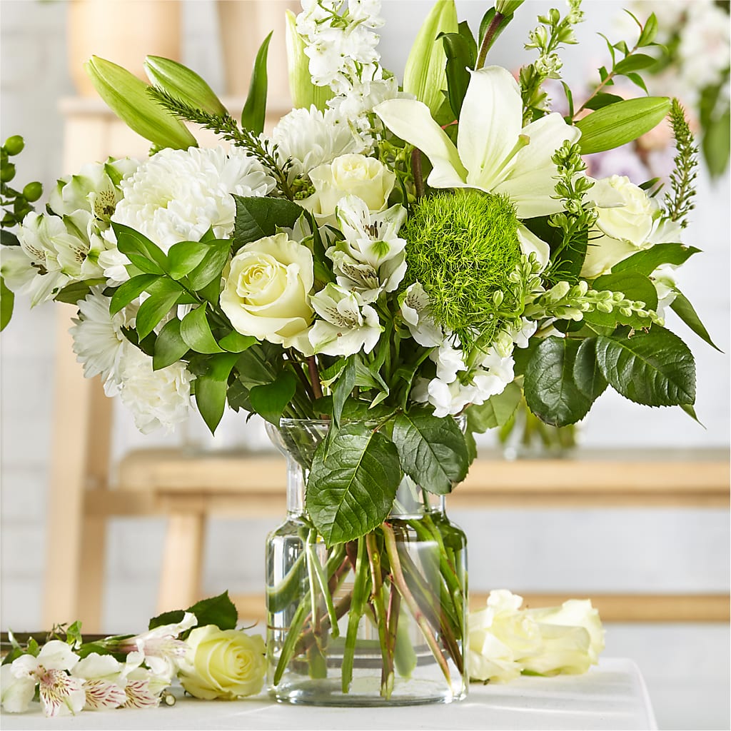 Classic Ivory – A Florist Original – Wheeling Flower Shop Inc, Wheeling WV