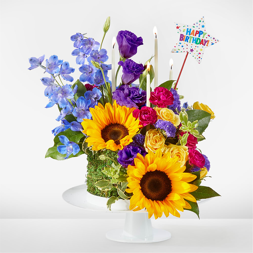 Star of the Day Floral Cake – Wheeling Flower Shop Inc, Wheeling WV