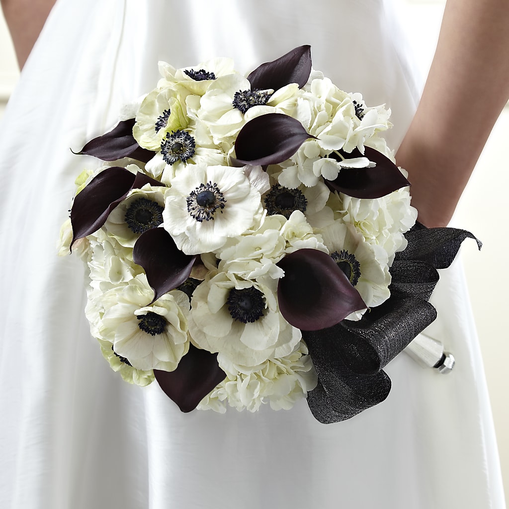 To Have and To Hold Bouquet – Wheeling Flower Shop Inc, Wheeling WV