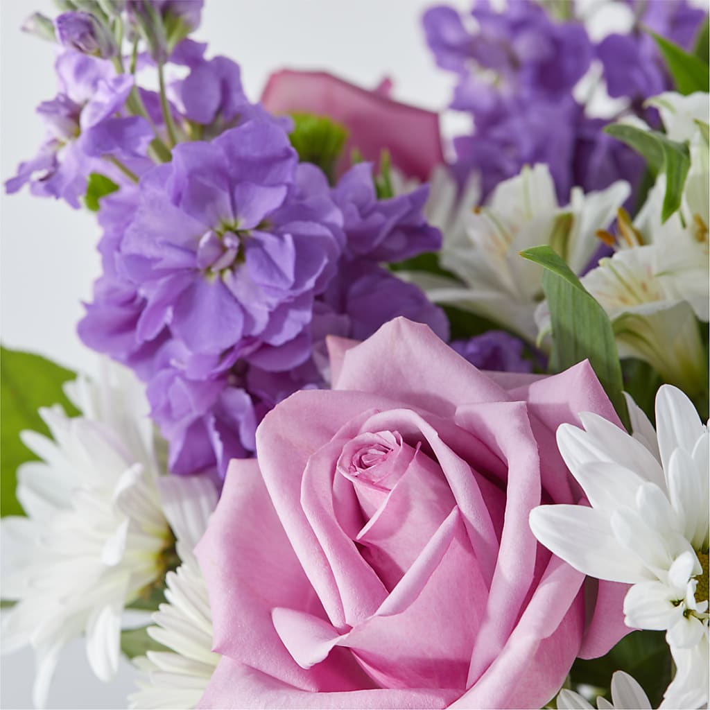 Garden of Peace Bouquet –  Wheeling Flower Shop Inc, Wheeling WV