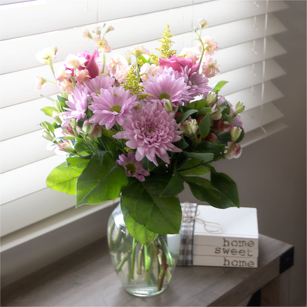 Pastel Tradition - A Florist Original –  Wheeling Flower Shop Inc, Wheeling WV