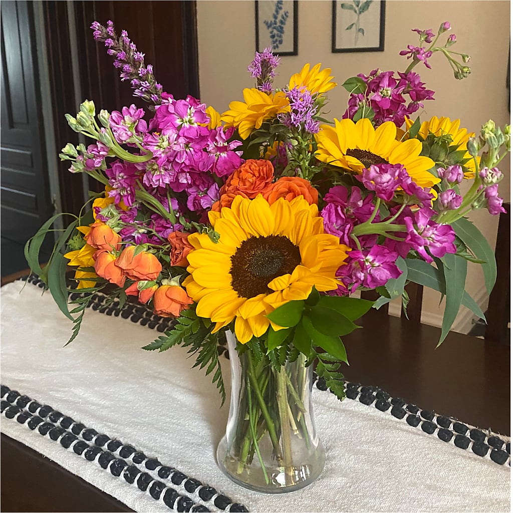 Rays of Life Bouquet –  Wheeling Flower Shop Inc, Wheeling WV