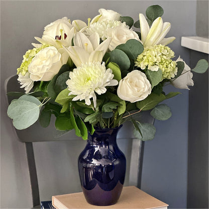 Snowy Dreams Bouquet –  Wheeling Flower Shop Inc, Wheeling WV