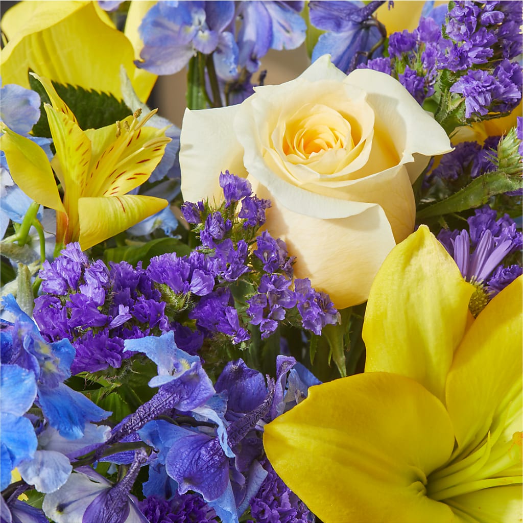 Limoncello Bouquet –  Wheeling Flower Shop Inc, Wheeling WV
