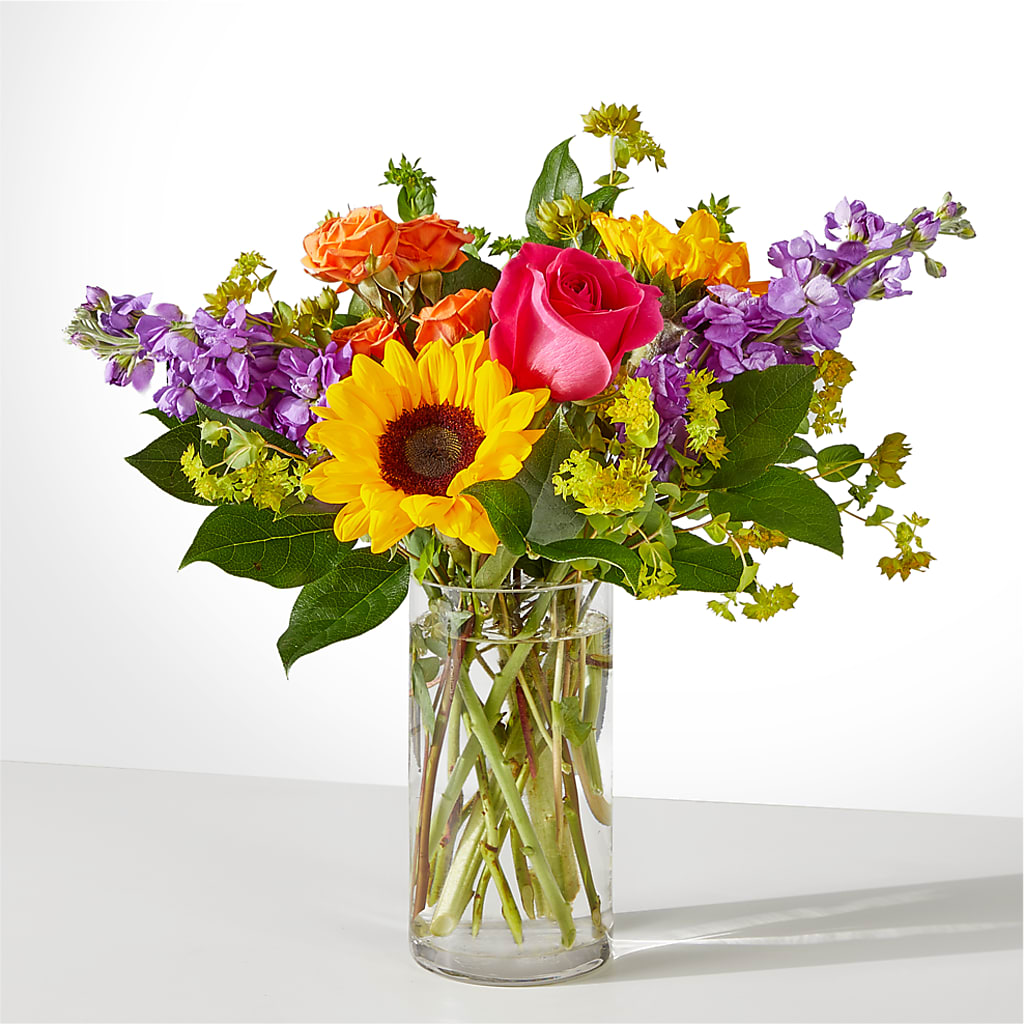 Vibrant Greetings Bouquet –  Wheeling Flower Shop Inc, Wheeling WV